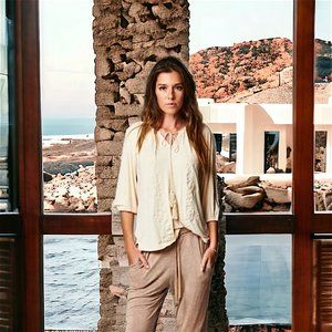 YE10 POL Embroidered Peasant Blouse